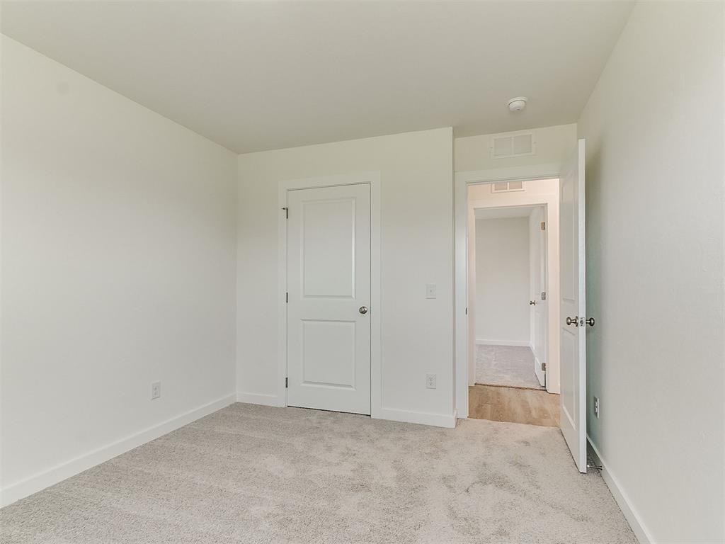 908 Hazy Brook Circle Property Photo 21