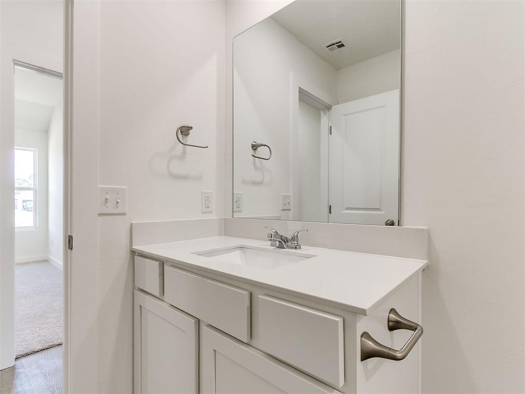 908 Hazy Brook Circle Property Photo 24