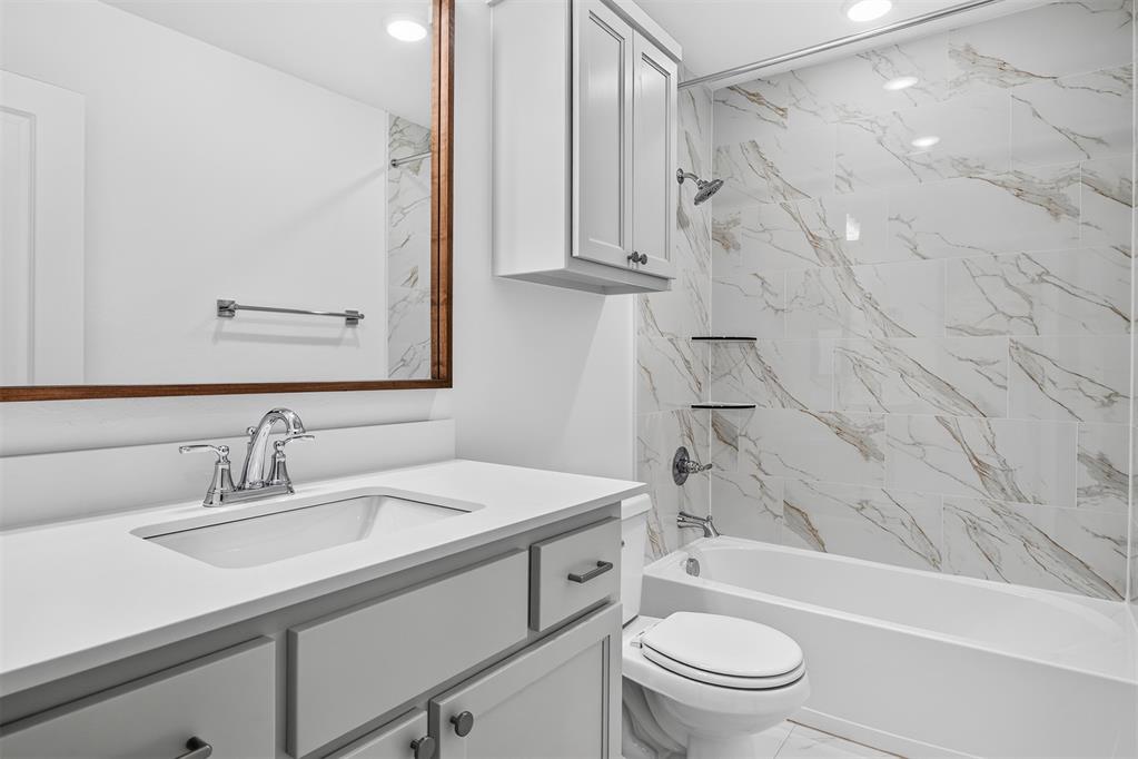 20131 Woodrock Street Property Photo 16
