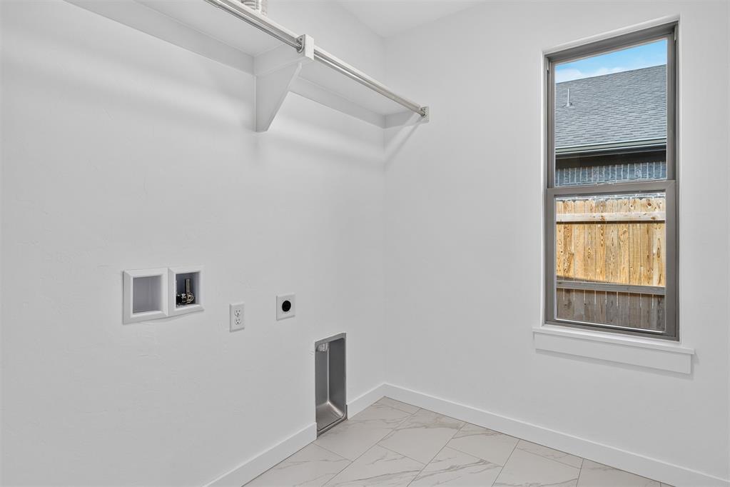 20131 Woodrock Street Property Photo 27
