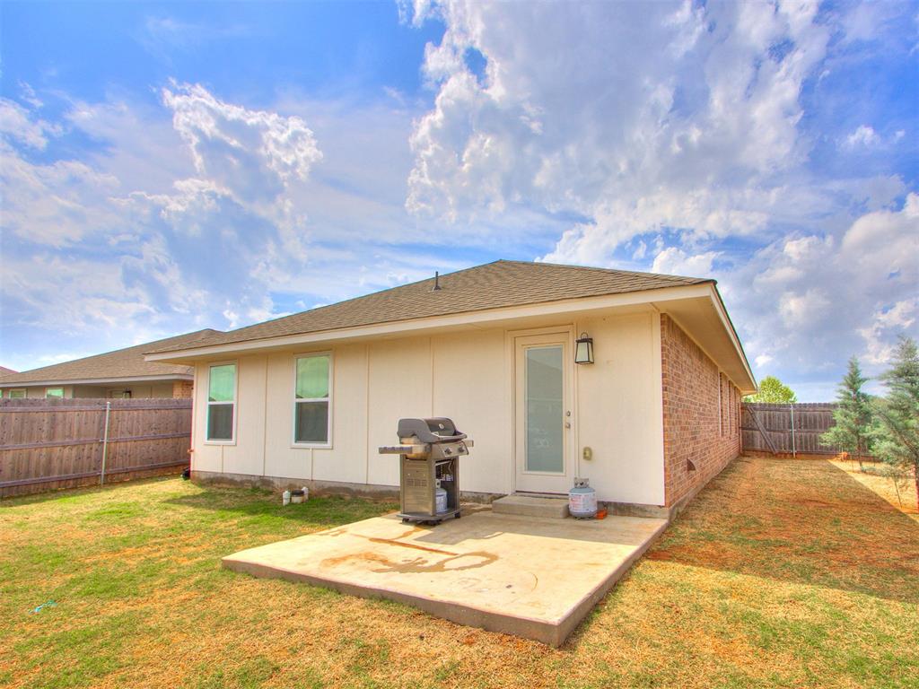 3700 Central Park Drive Property Photo 37