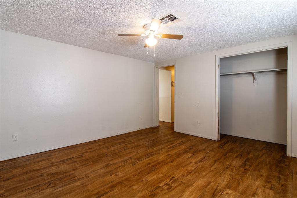 2141 Sw 48th Street Property Photo 6