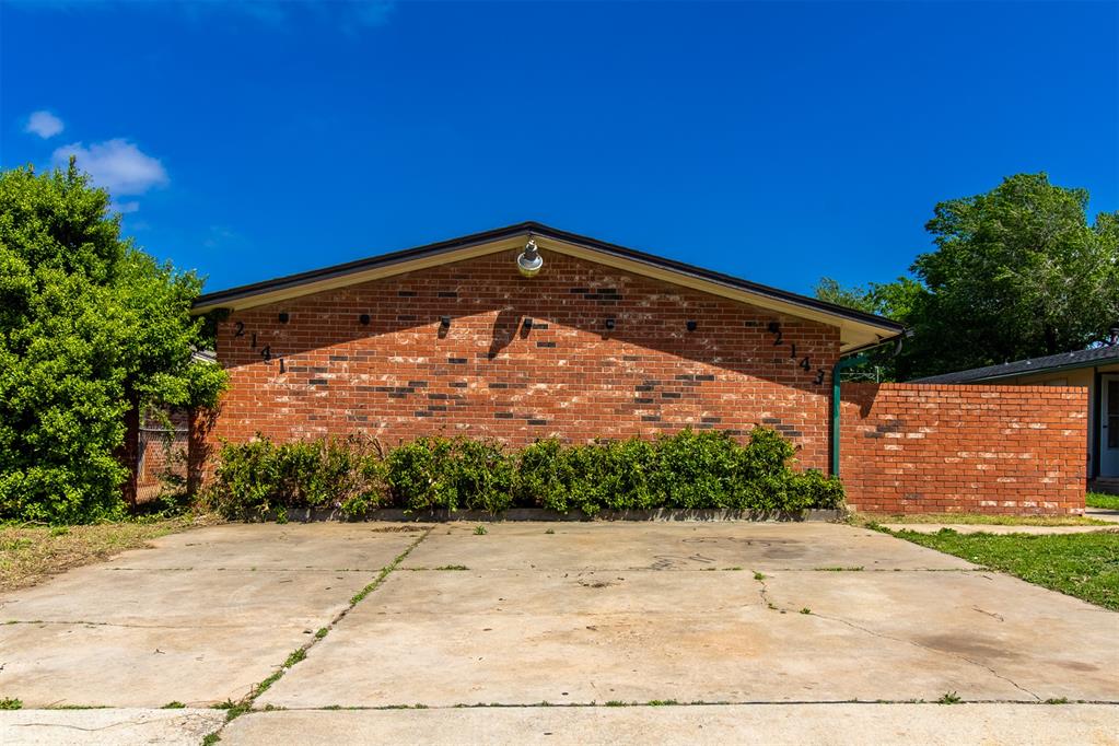 2141 Sw 48th Street Property Photo 11