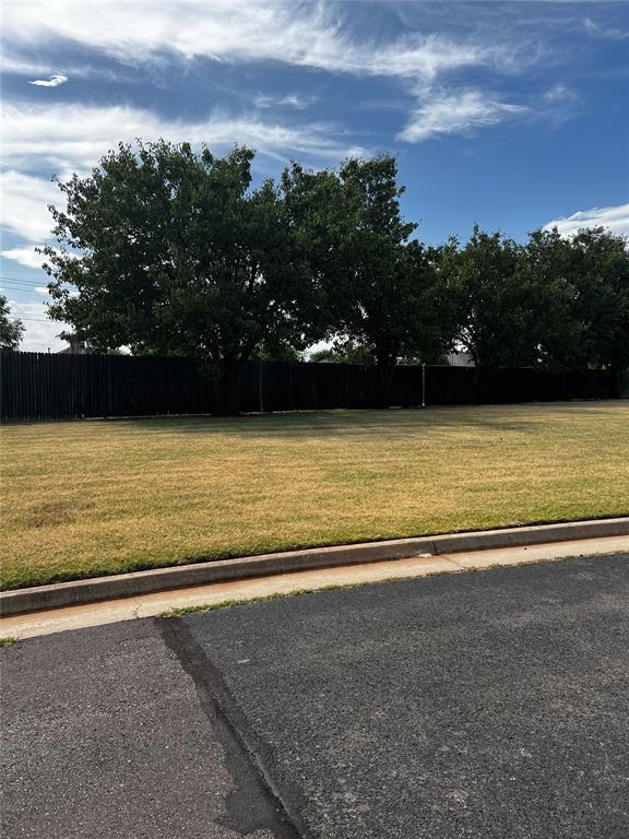 13309 Baldwin Drive Property Photo 3