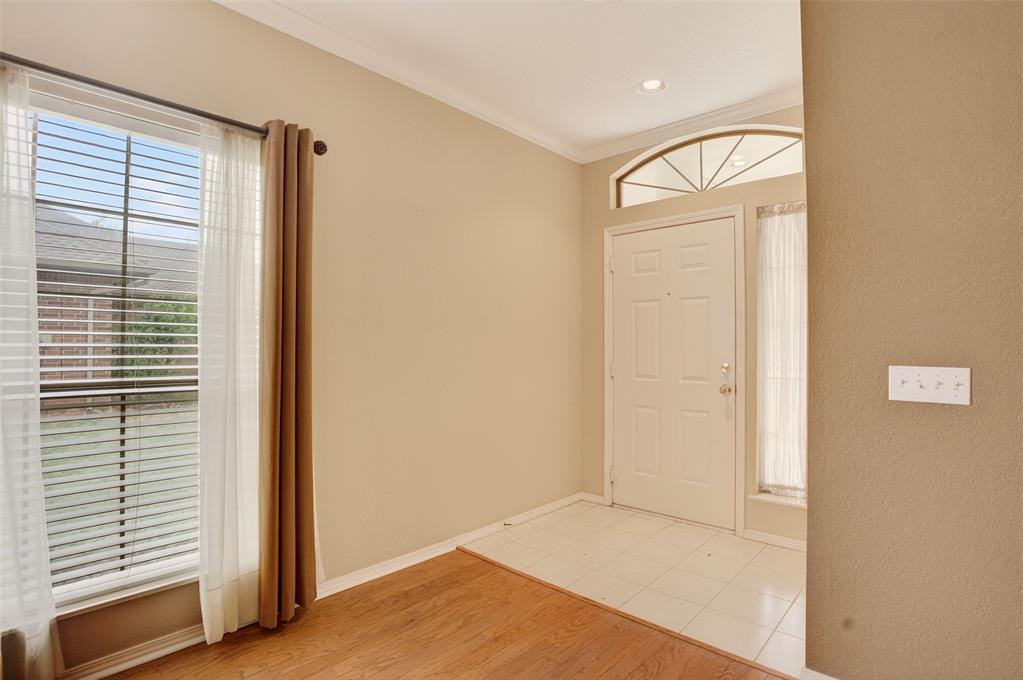 2016 Nw 160th Place Property Photo 3