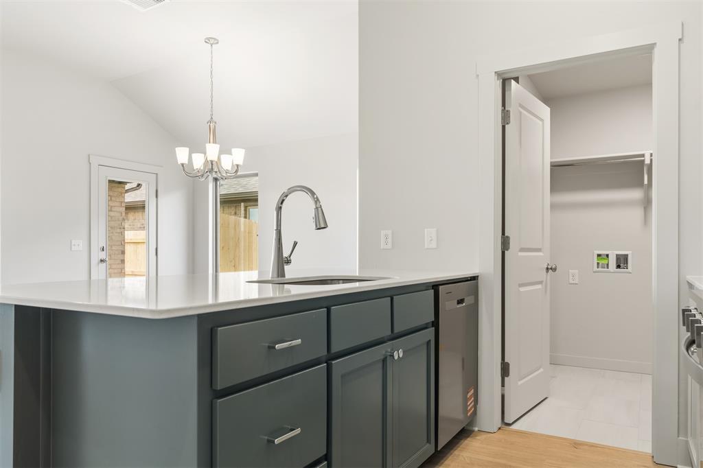 16001 Switchgrass Place Property Photo 15