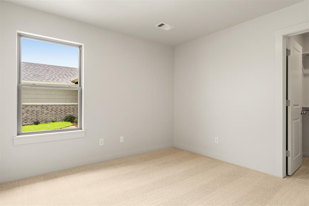 16001 Switchgrass Place Property Photo 25