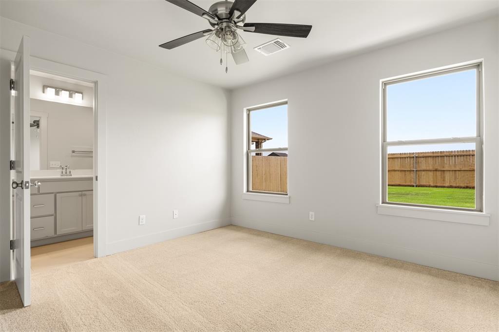 16001 Switchgrass Place Property Photo 30