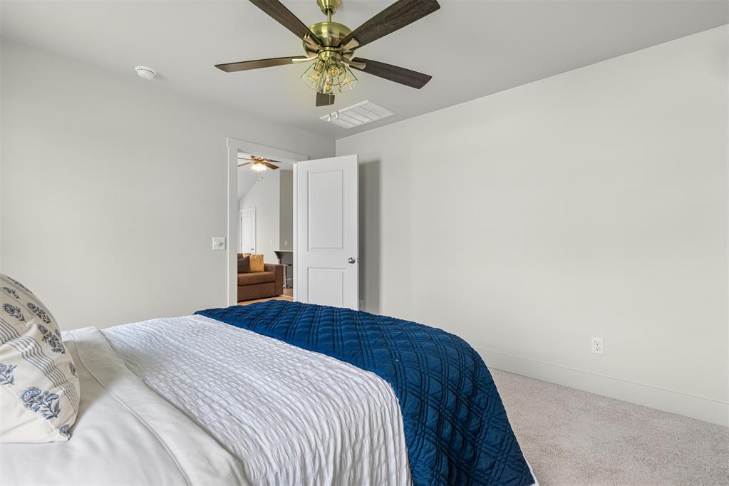 16001 Switchgrass Place Property Photo 33