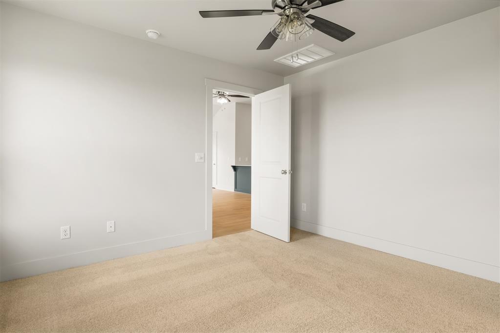 16001 Switchgrass Place Property Photo 40