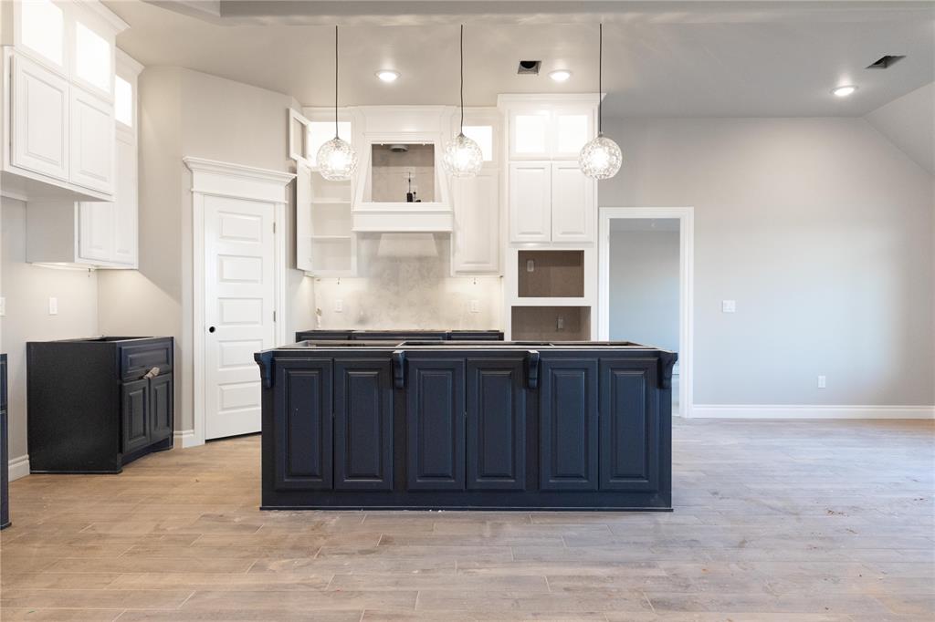 5600 Rose Prairie Boulevard Property Photo 1