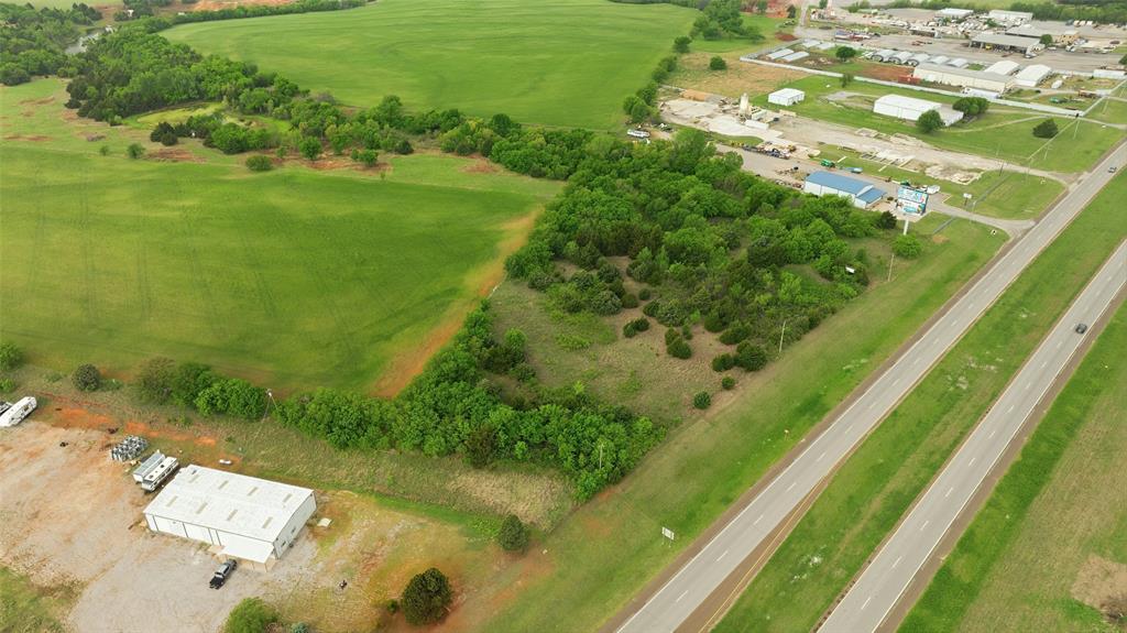 090091656 Northwest Expressway Property Photo 4