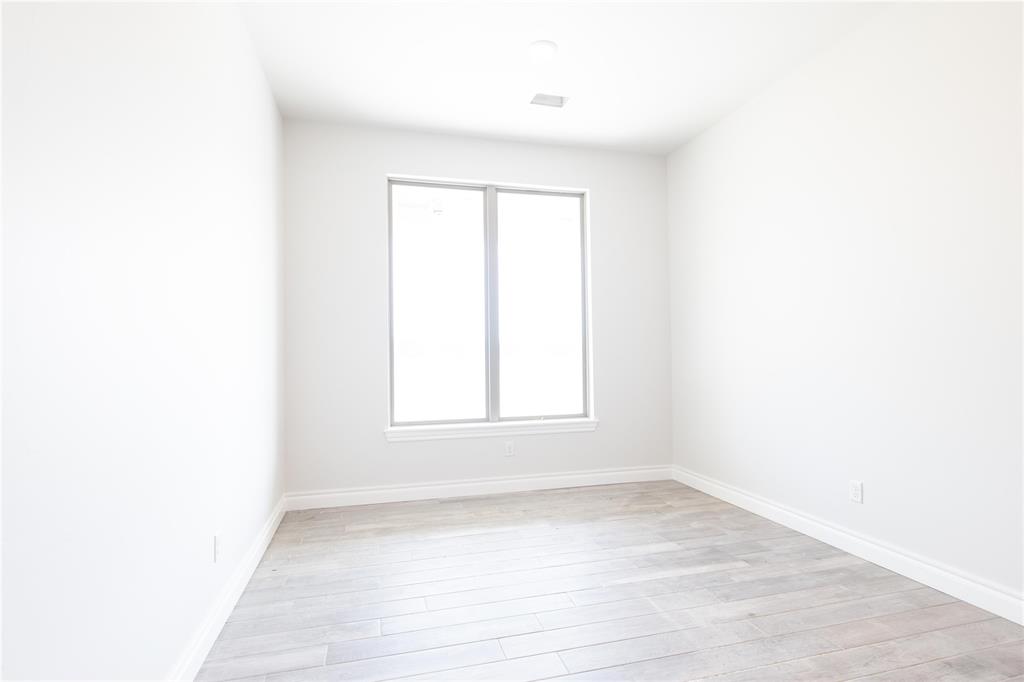 824 Peony Place Property Photo 8
