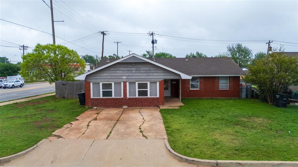 1212 N Janeway Avenue Property Photo 1