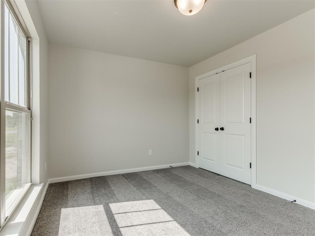 7701 Wilshire Woods Drive Property Photo 7