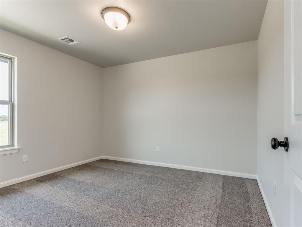 7701 Wilshire Woods Drive Property Photo 8