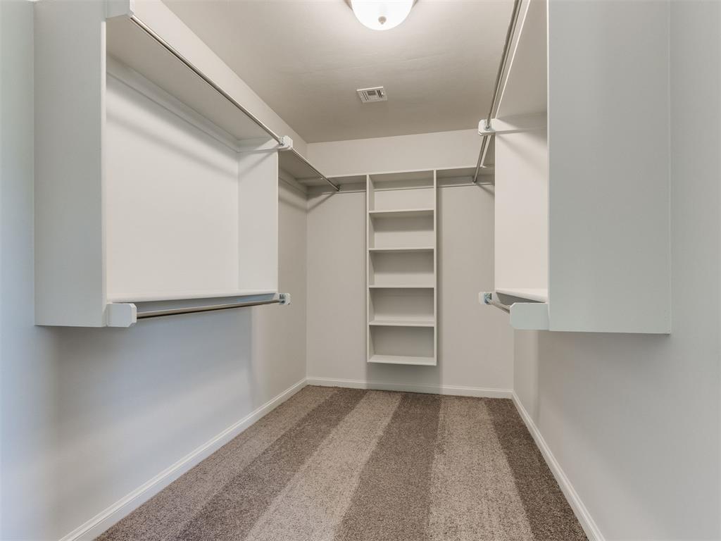 7701 Wilshire Woods Drive Property Photo 16