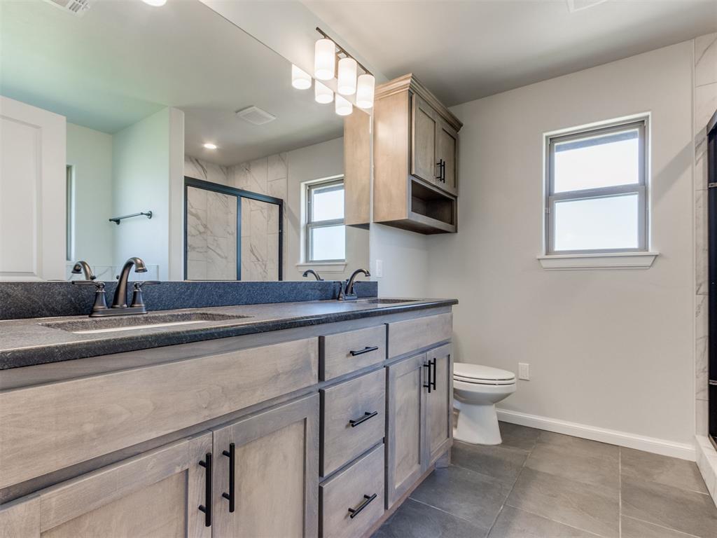 7701 Wilshire Woods Drive Property Photo 18