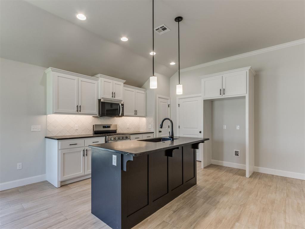 7701 Wilshire Woods Drive Property Photo 31