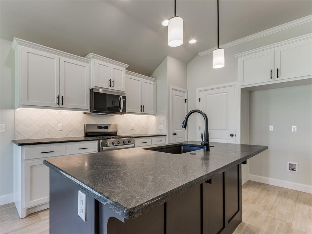 7701 Wilshire Woods Drive Property Photo 32