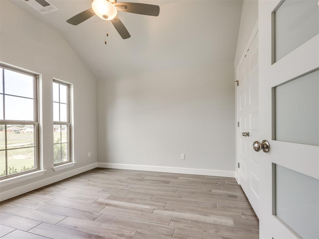 7608 Three Woods Lane Property Photo 6