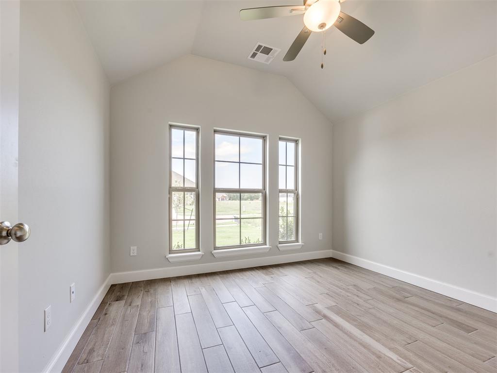 7608 Three Woods Lane Property Photo 7