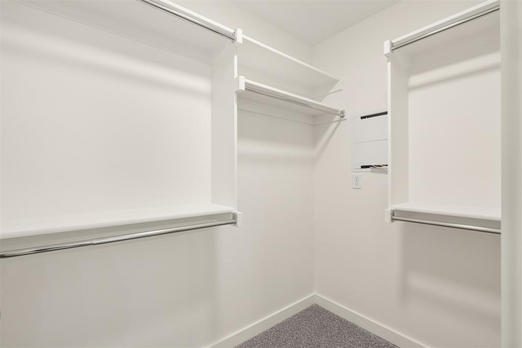 3711 Eureka Drive Property Photo 26