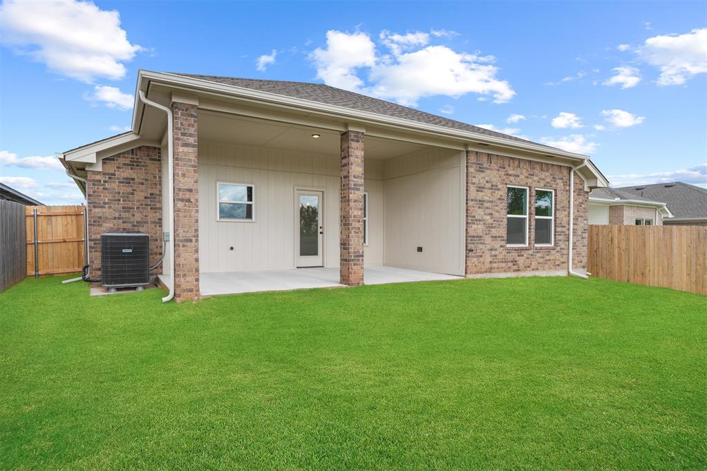 3711 Eureka Drive Property Photo 29