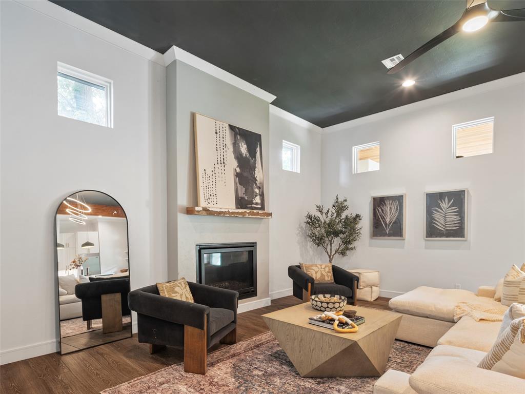 1212 W Wilshire Boulevard Property Photo 8