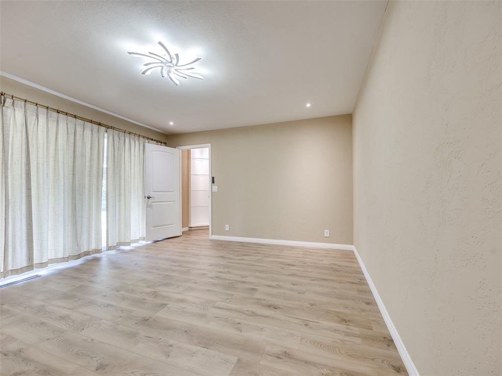 3500 Treadwell Drive Property Photo 17