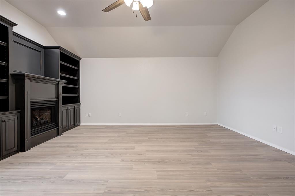517 Bob White Drive Property Photo 11