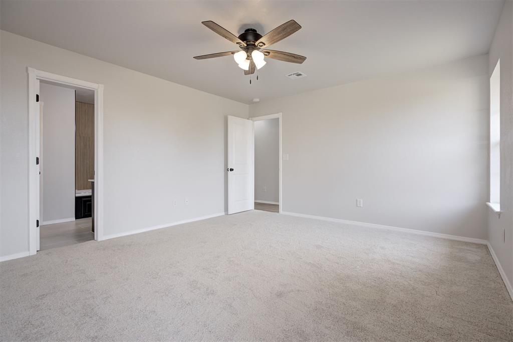 517 Bob White Drive Property Photo 25