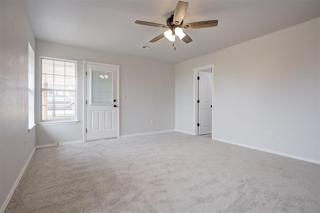 517 Bob White Drive Property Photo 26