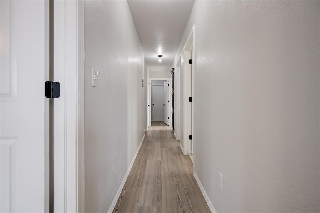 517 Bob White Drive Property Photo 34