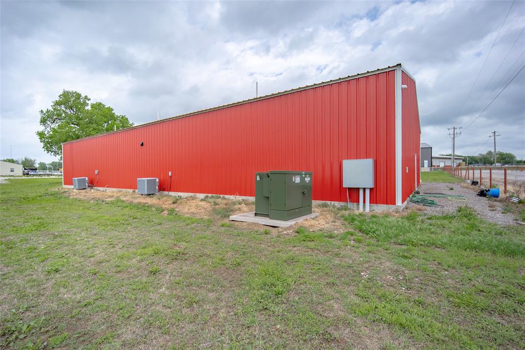 9064 S Us 77 Highway Property Photo 14