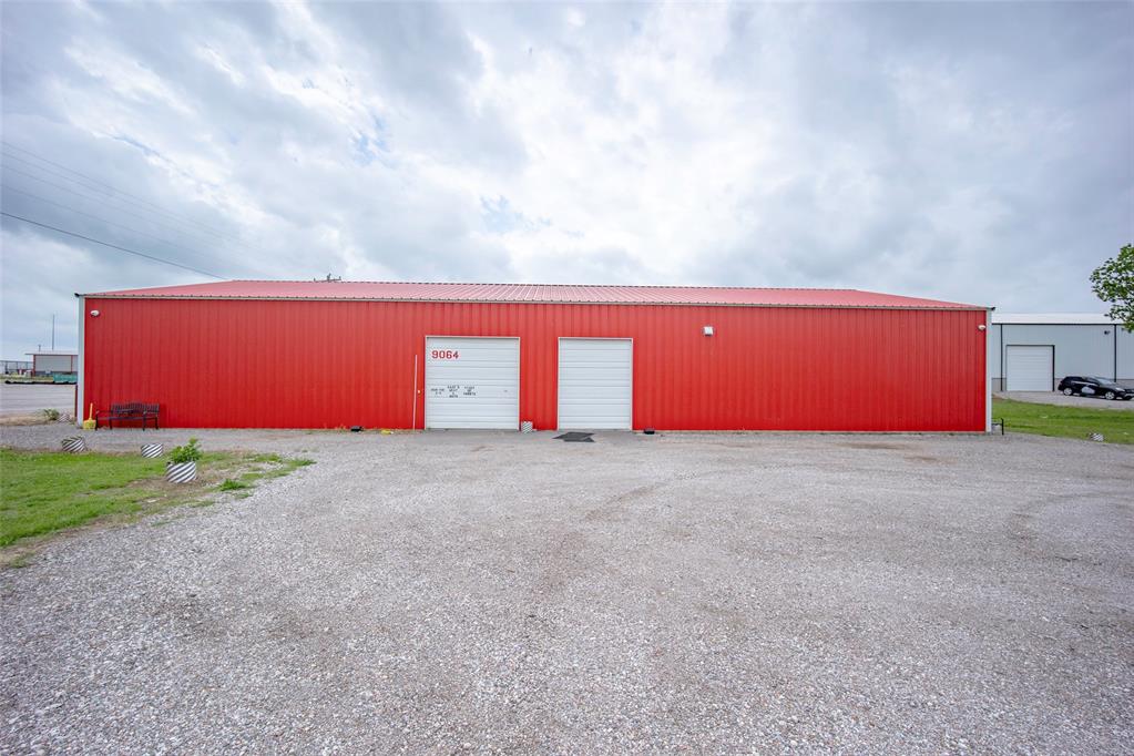 9064 S Us 77 Highway Property Photo 17
