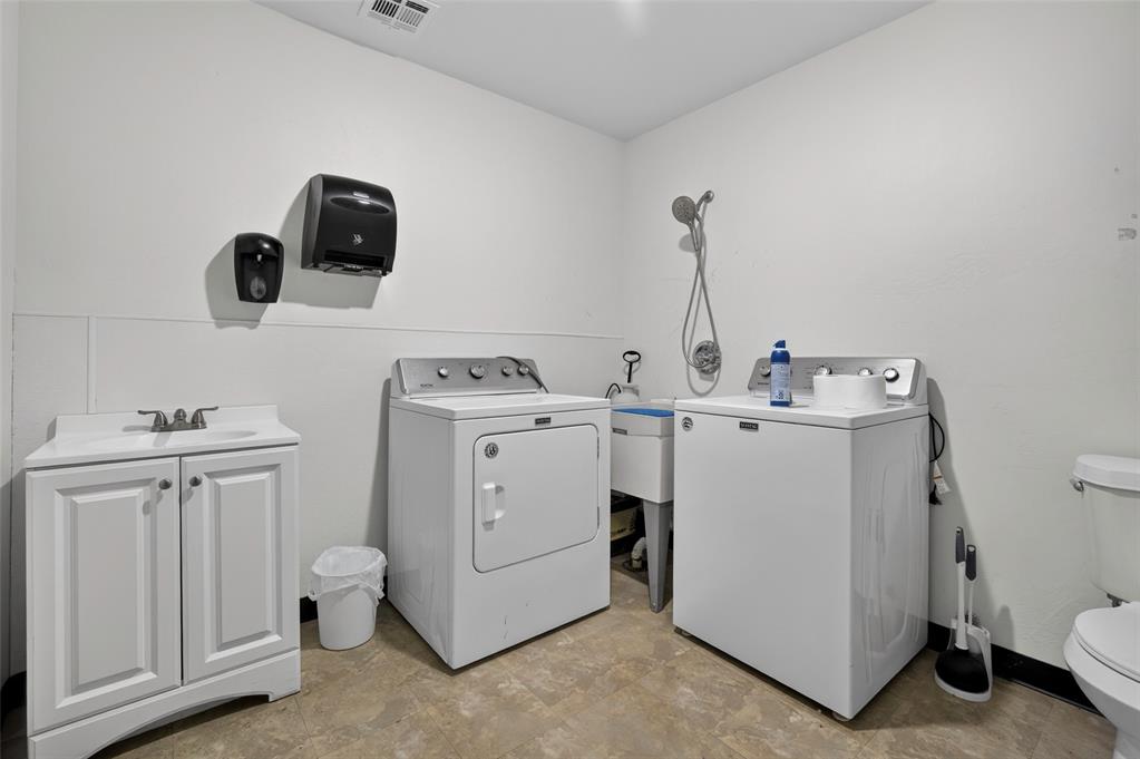 9064 S Us 77 Highway Property Photo 35