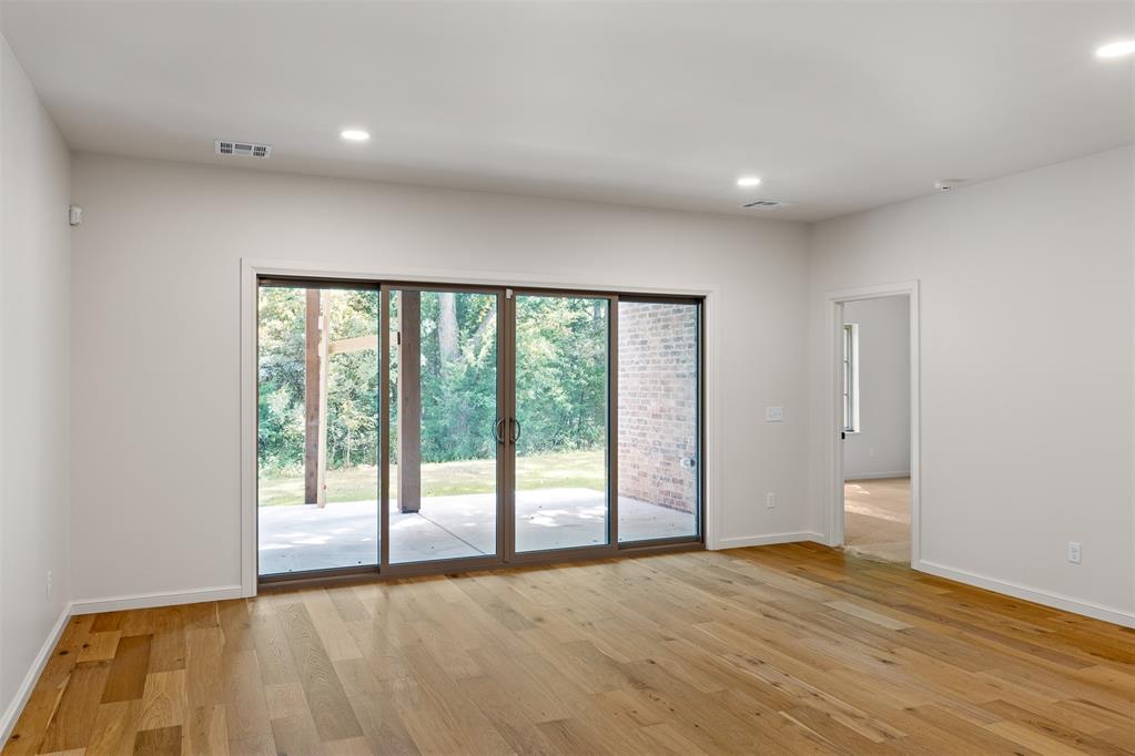 7524 Walk In The Park Drive Property Photo 35