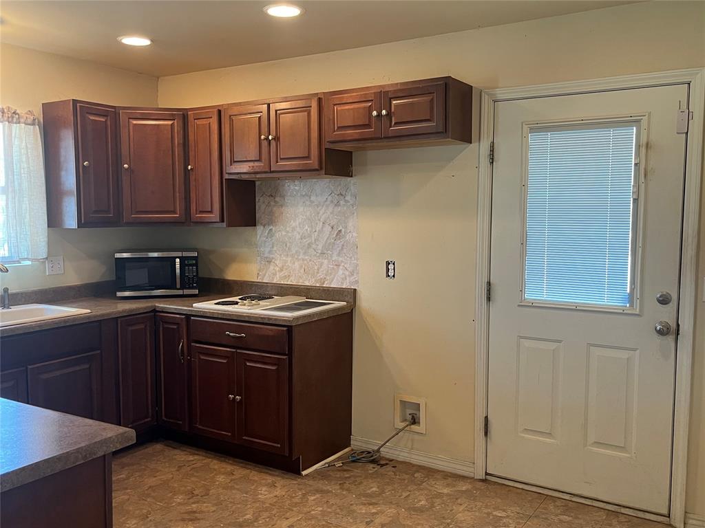216 N Bk 1600 Road Property Photo 12
