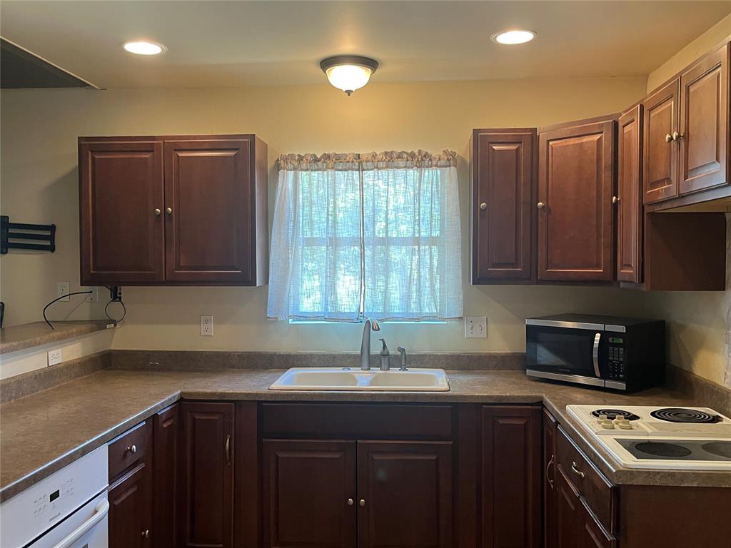 216 N Bk 1600 Road Property Photo 13