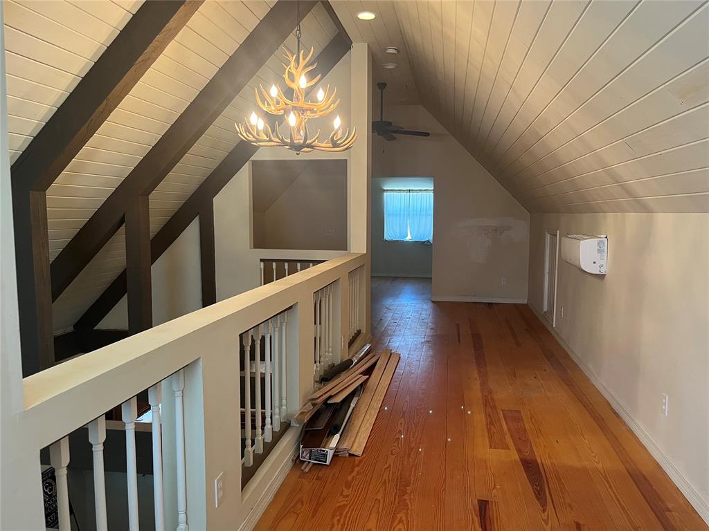 216 N Bk 1600 Road Property Photo 18