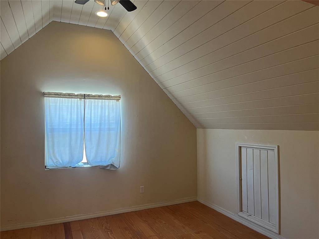 216 N Bk 1600 Road Property Photo 19