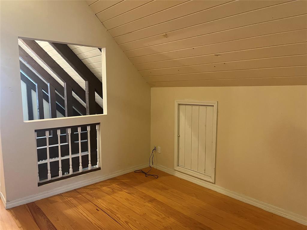 216 N Bk 1600 Road Property Photo 21