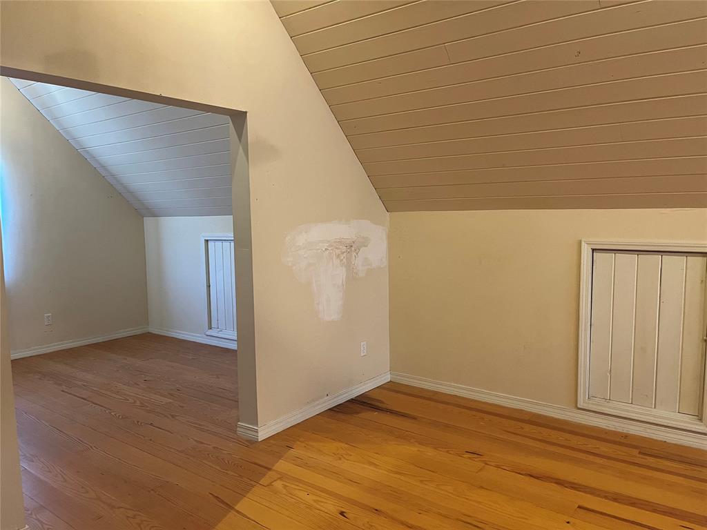 216 N Bk 1600 Road Property Photo 23