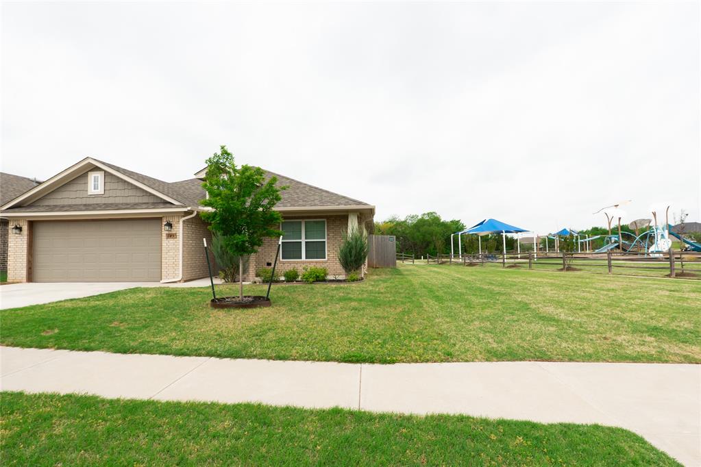 245 Vista Drive Property Photo 4