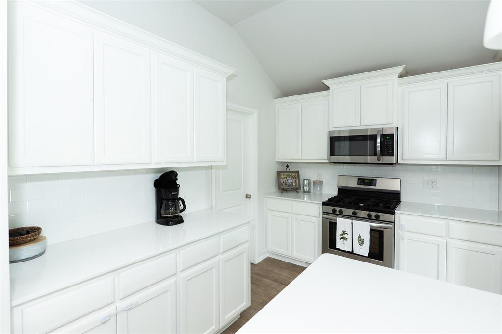 245 Vista Drive Property Photo 8