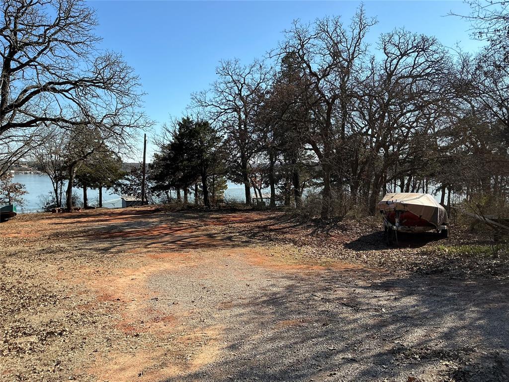 24 W Shore Drive Property Photo 10