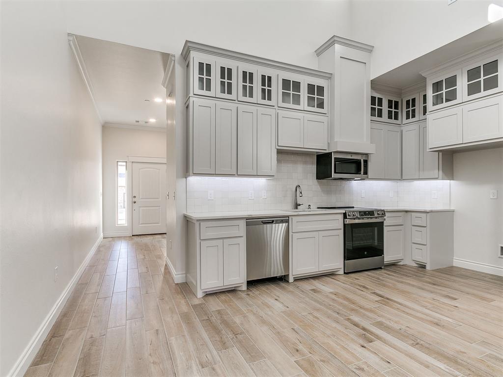 4704 Stelens Court Property Photo 6