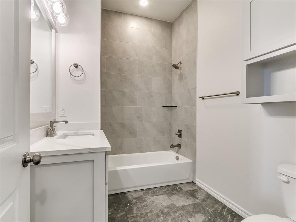4704 Stelens Court Property Photo 16