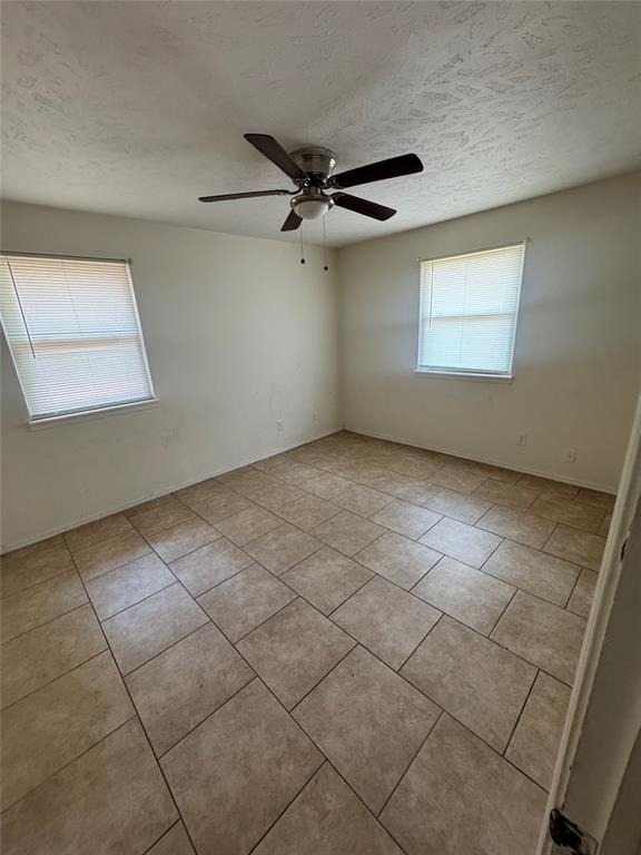 3308 Shadybrook Drive Property Photo 9